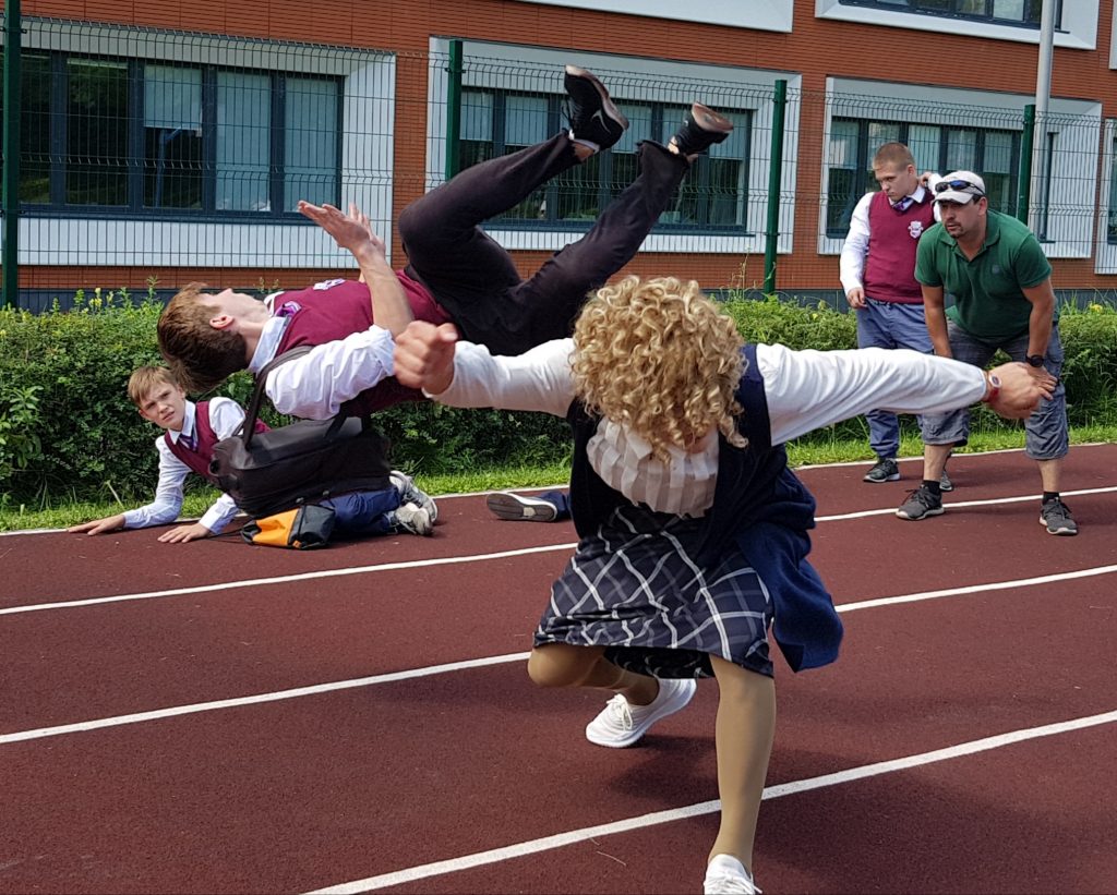 Съемка драки с детьми. Фильм "Бабушка легкого поведения-2"